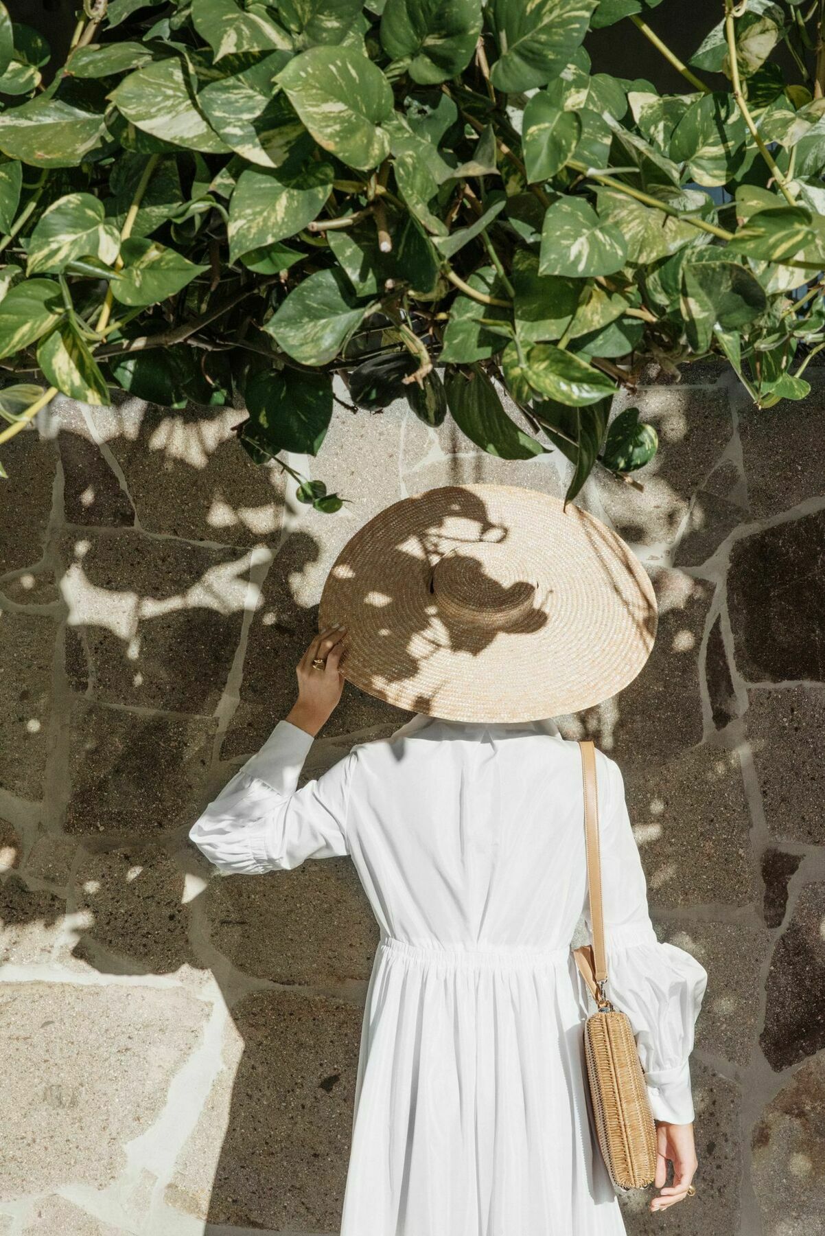 The Calile Hotel Brisbane Luaran gambar A Vietnamese woman wearing a non la